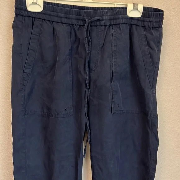 Gap size M Pants - Picture 2 of 5